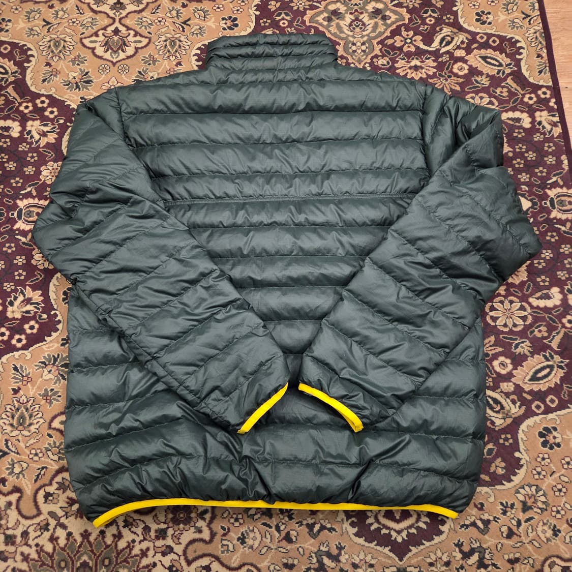 파타고니아 다운 풀오버 m 다운 신칠라 다운스냅티 상품이미지2