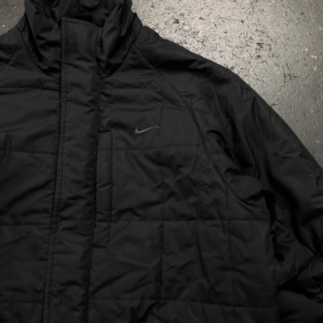 105 나이키 경량패딩  상품이미지2