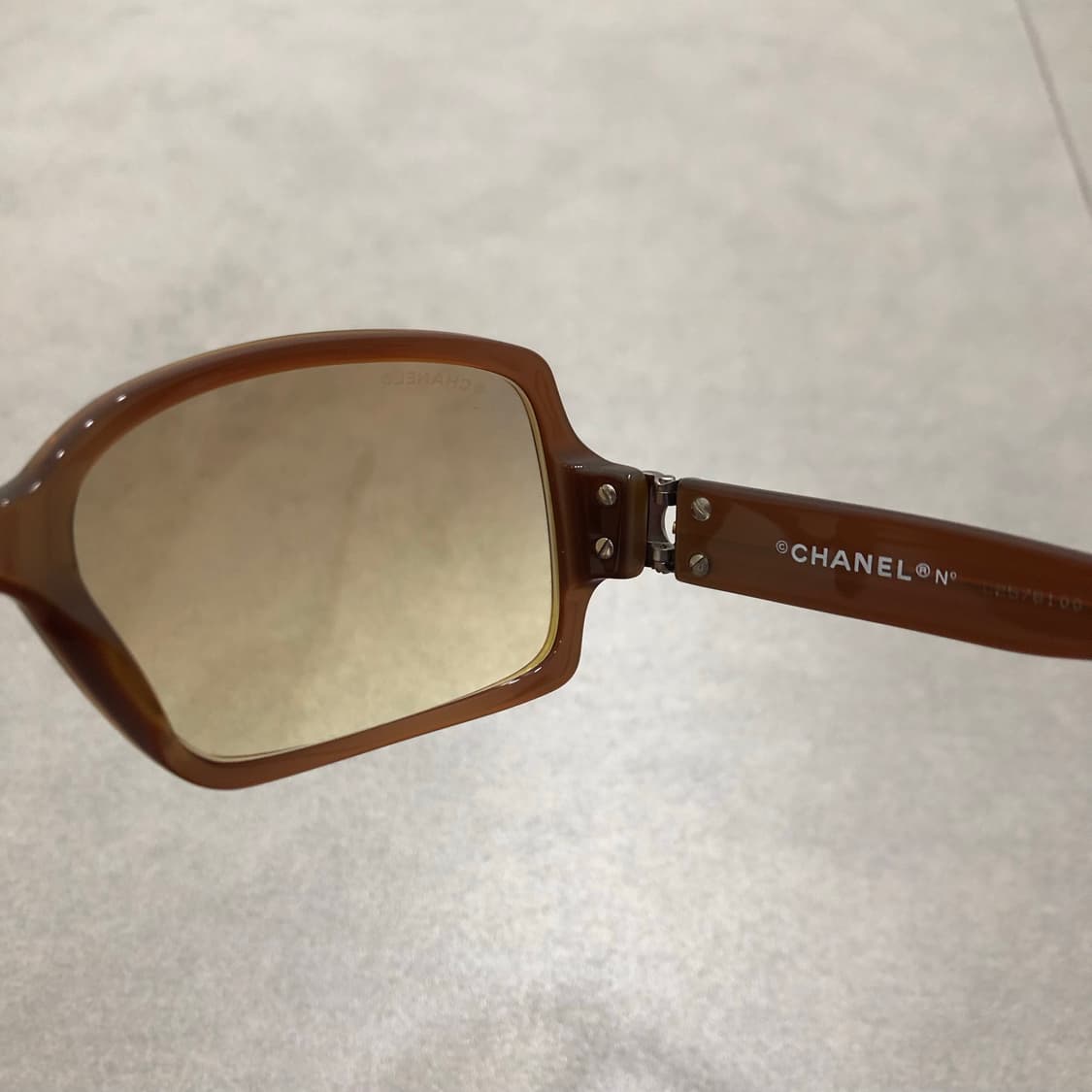 샤넬 이태리 렉탱글 사각 선글라스 상품이미지5