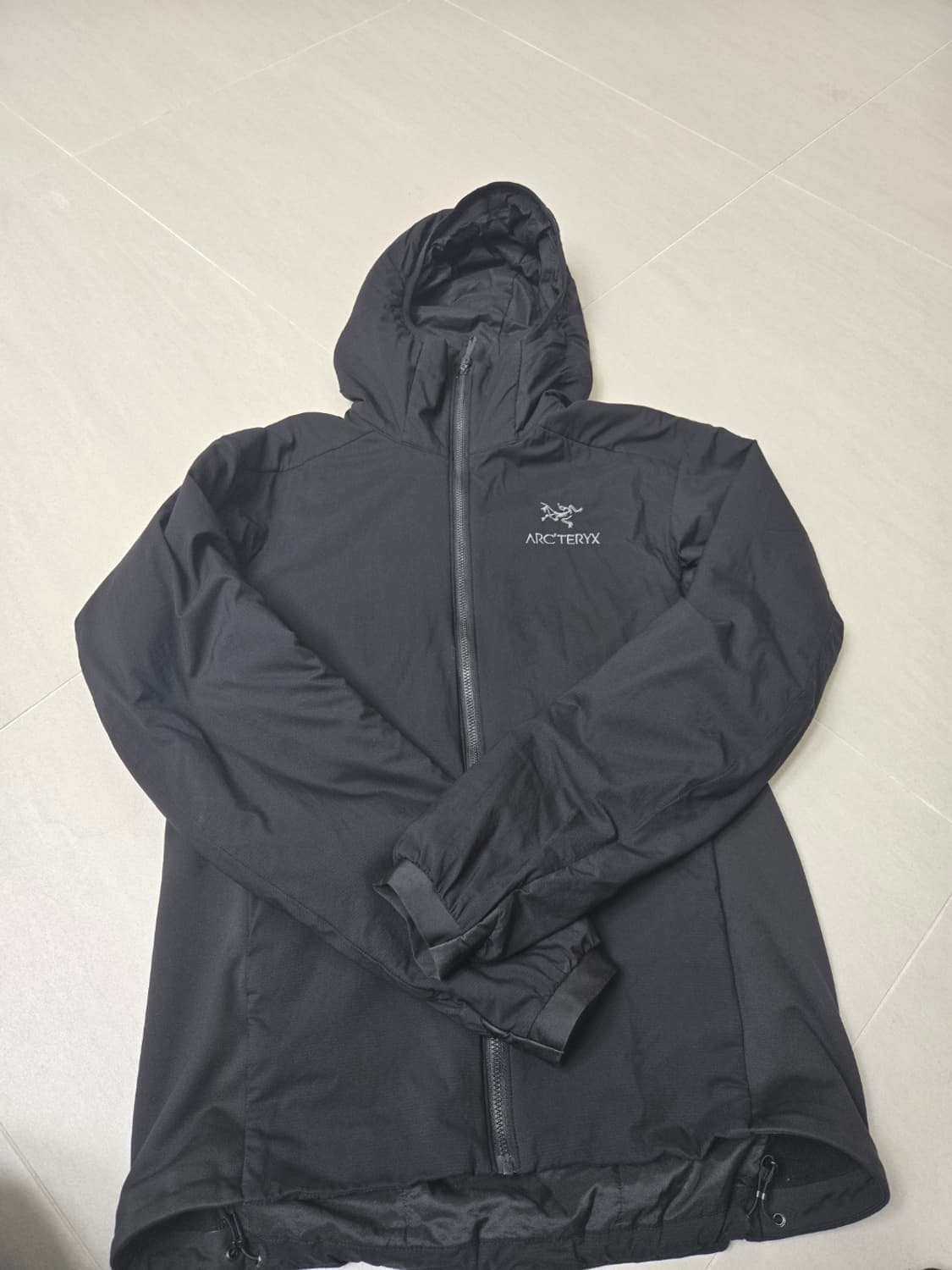 아크테릭스 아톰 LT 후디 블랙 상품이미지1