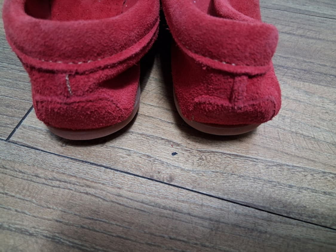 MINNETONKA 빨강색 가죽로퍼 태슬 실 칼발250 미착화
표기는 7 상품이미지6