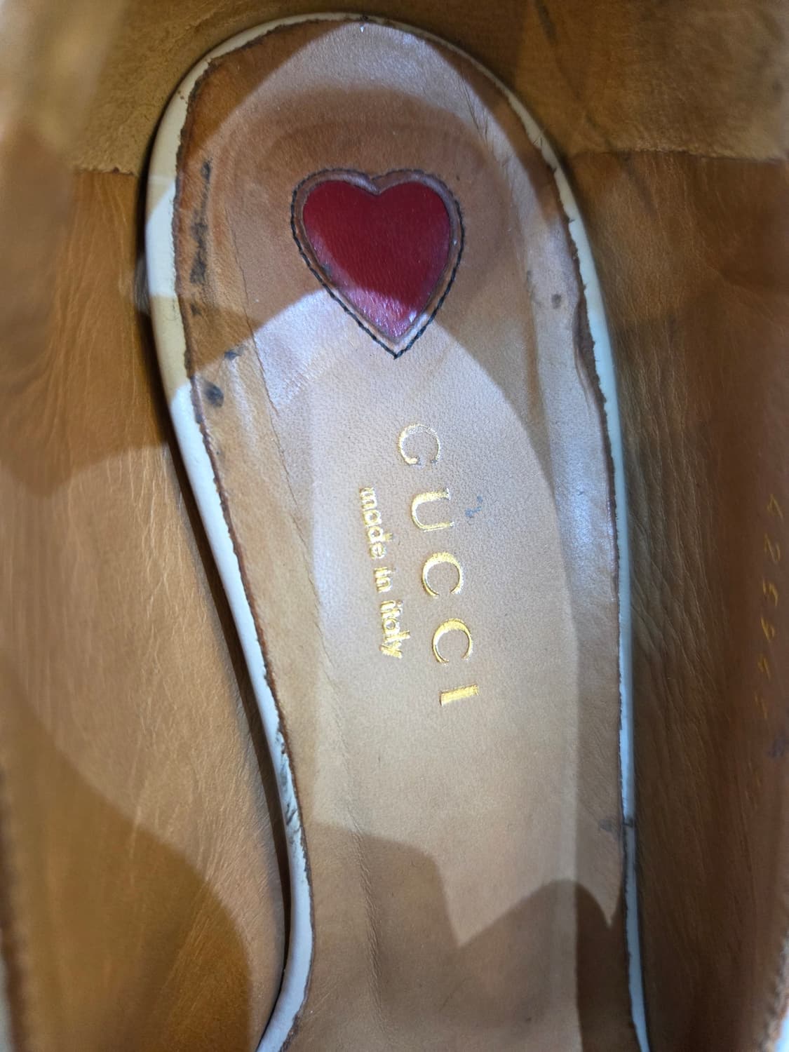 구찌 페이튼 펄 펌프스 로퍼  상품이미지6