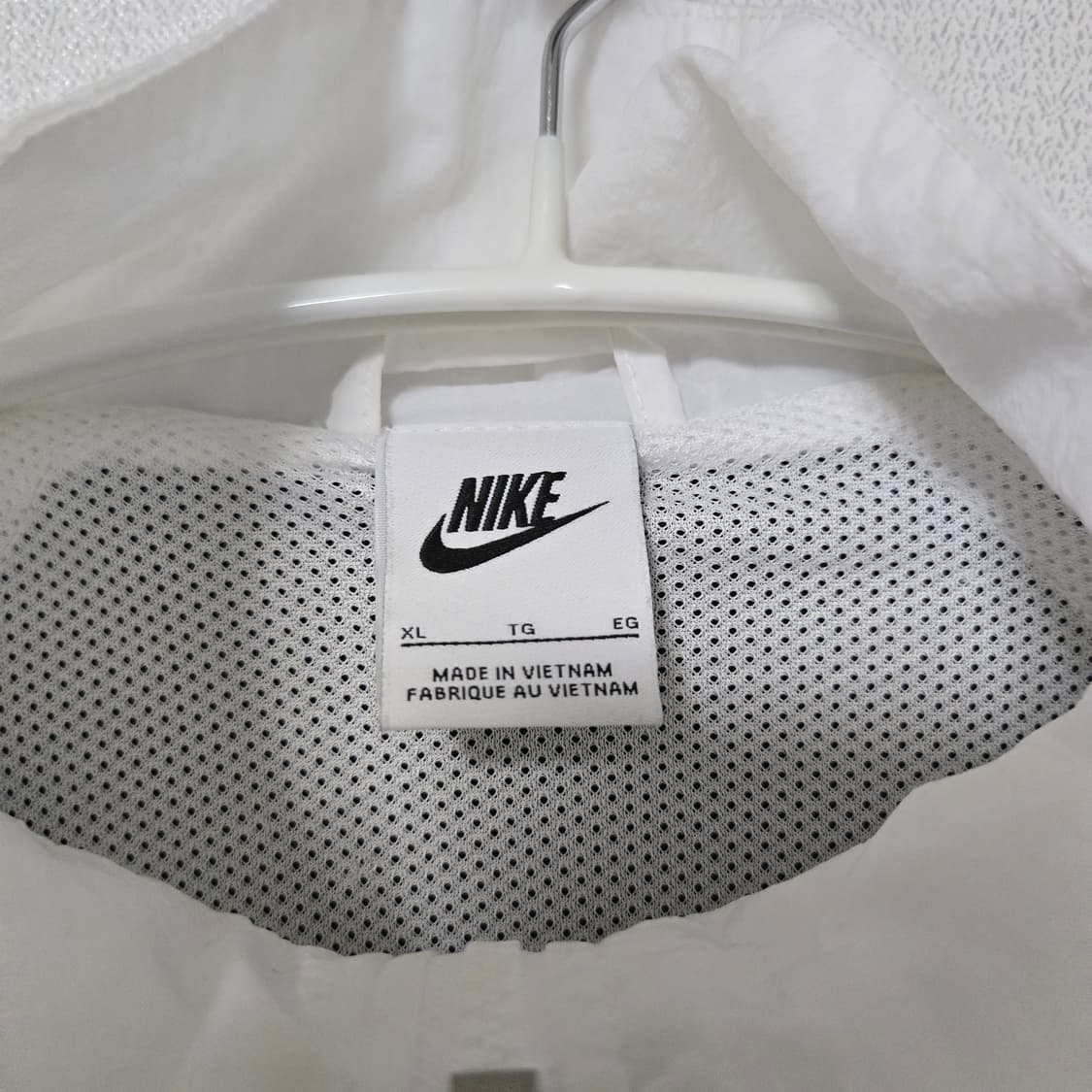 나이키 빅로고 바람막이 윈드브레이커 / 여성 자켓/ 여자 자켓  상품이미지2