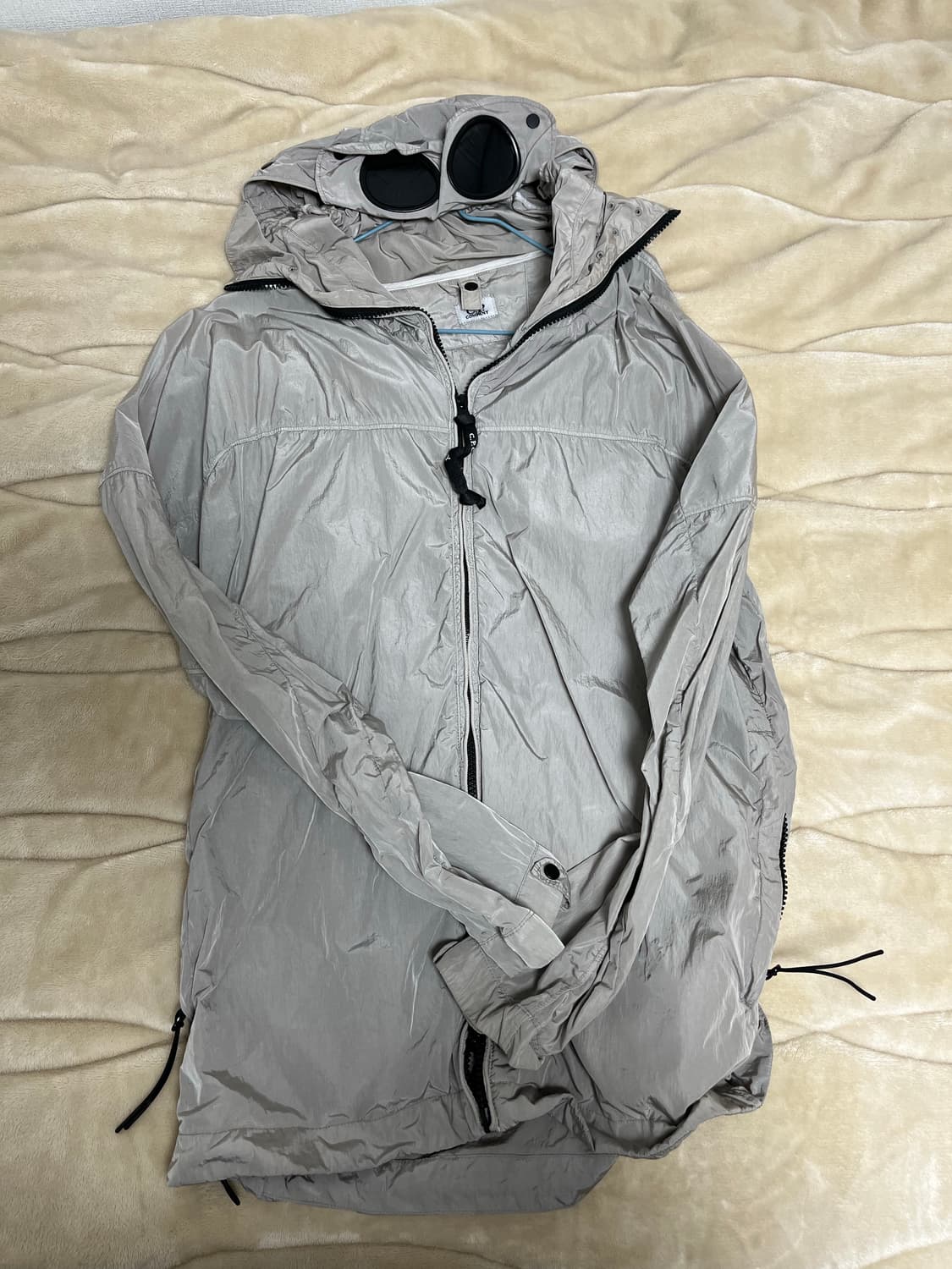 C.P Company 바람막이 판매합니다. 상품이미지1