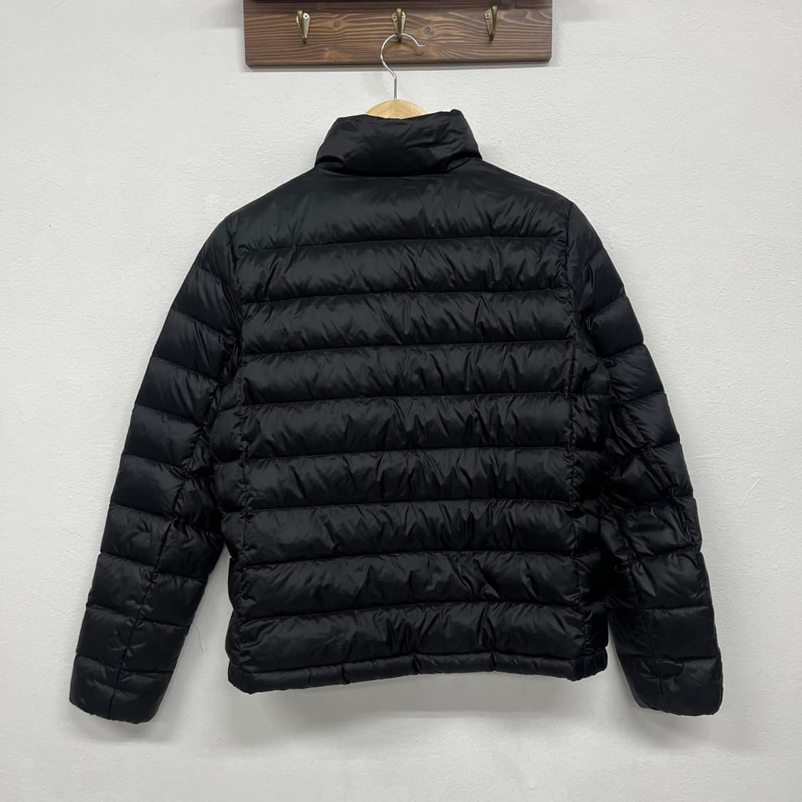 폴로 랄프로렌 신형 라벨 블랙 경량 패딩 자켓(S) 상품이미지5