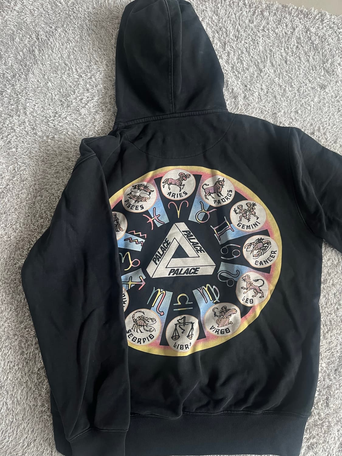 팔라스 조디악 후드티 M 상품이미지1