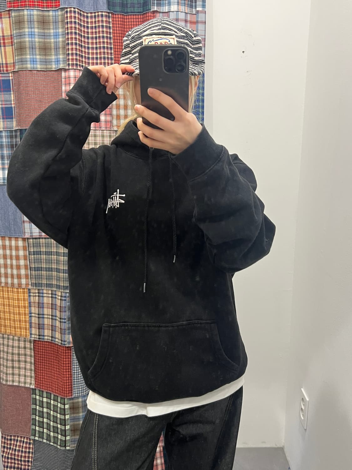 스투시 베이직 블랙 후드티 상품이미지3