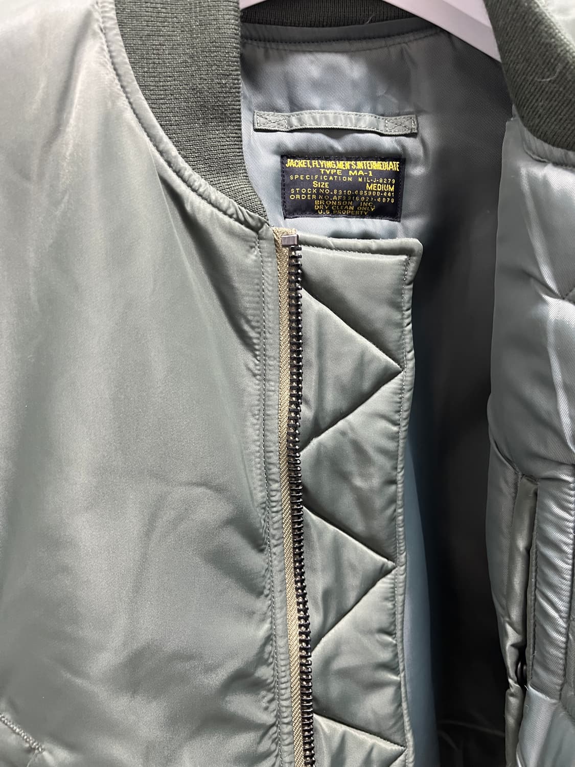 브론슨 오리지날 Ma-1 1955 기반 복각 항공자켓 상품이미지2