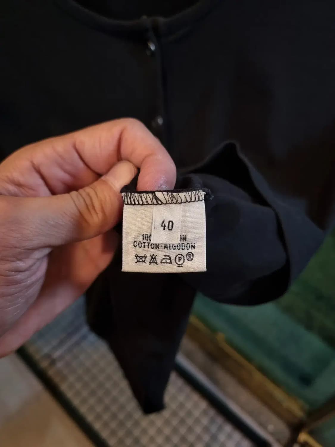 에르메스 최고급 대장급 끝판왕 유넥 각인단추 반팔 니트 티셔츠 40사이즈 상품이미지5