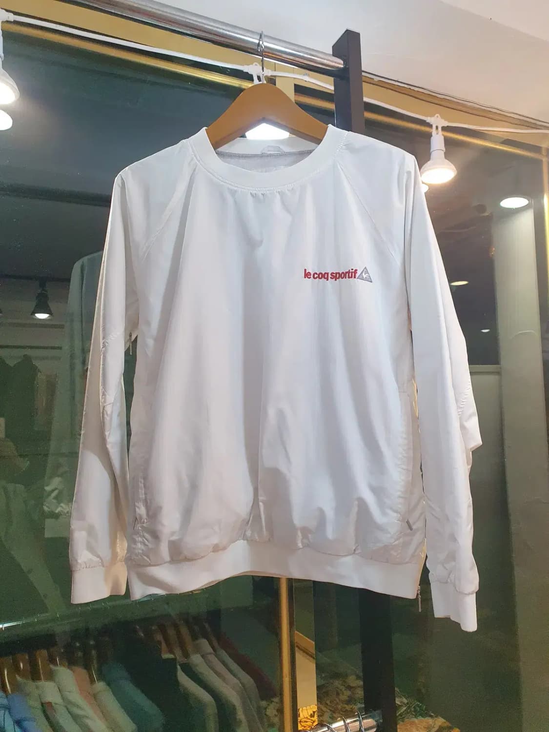 르꼬끄 스포르티프 영문 자수 로고 베이직 브이넥 웜업 아노락 L사이즈 상품이미지1