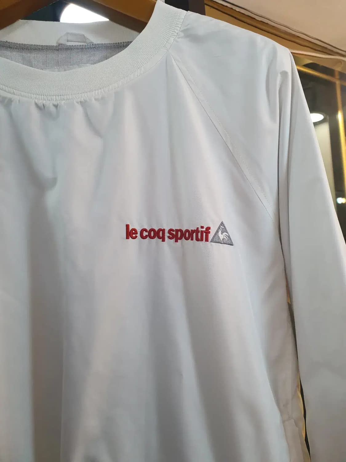 르꼬끄 스포르티프 영문 자수 로고 베이직 브이넥 웜업 아노락 L사이즈 상품이미지3