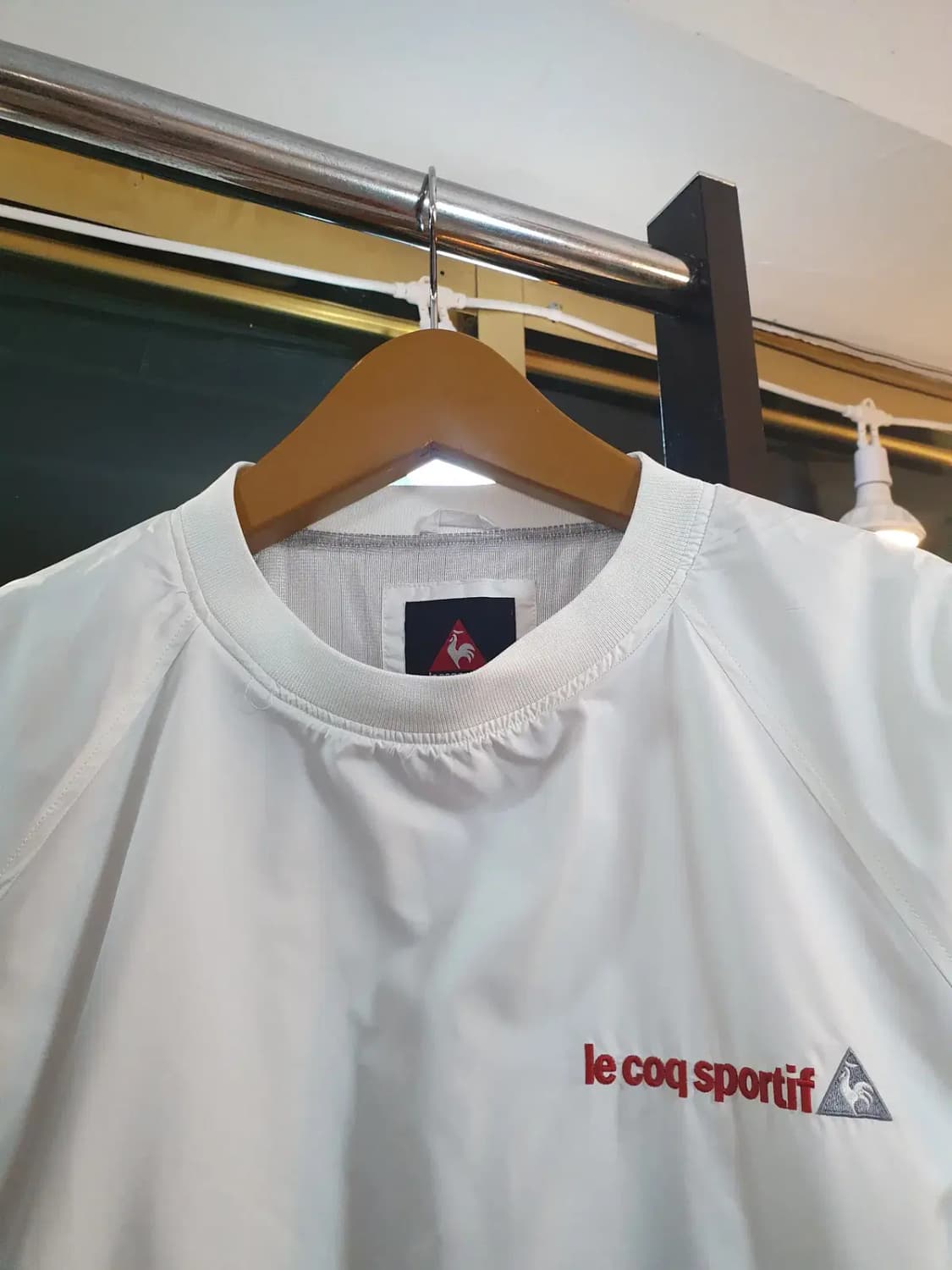 르꼬끄 스포르티프 영문 자수 로고 베이직 브이넥 웜업 아노락 L사이즈 상품이미지4