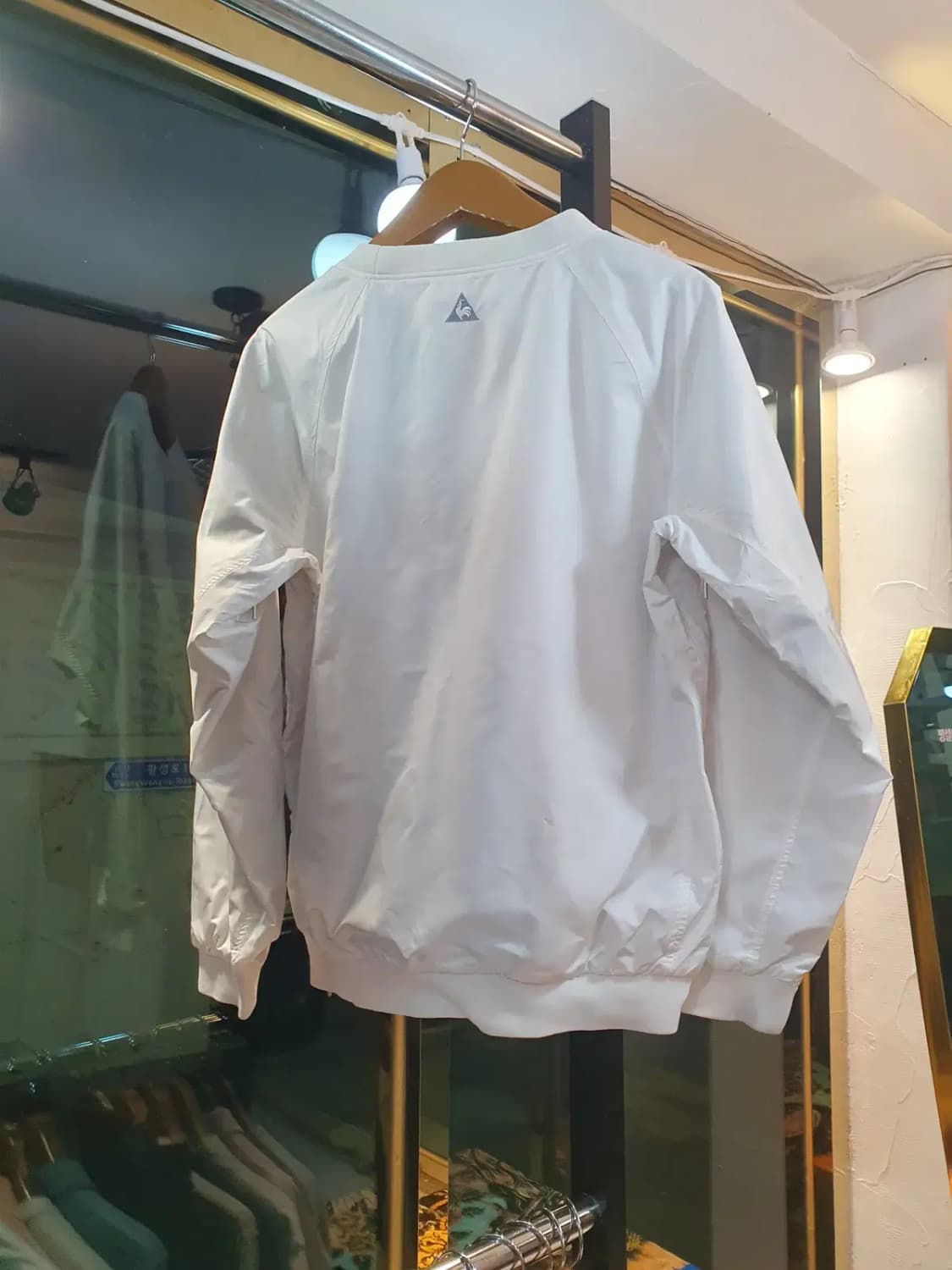 르꼬끄 스포르티프 영문 자수 로고 베이직 브이넥 웜업 아노락 L사이즈 상품이미지8