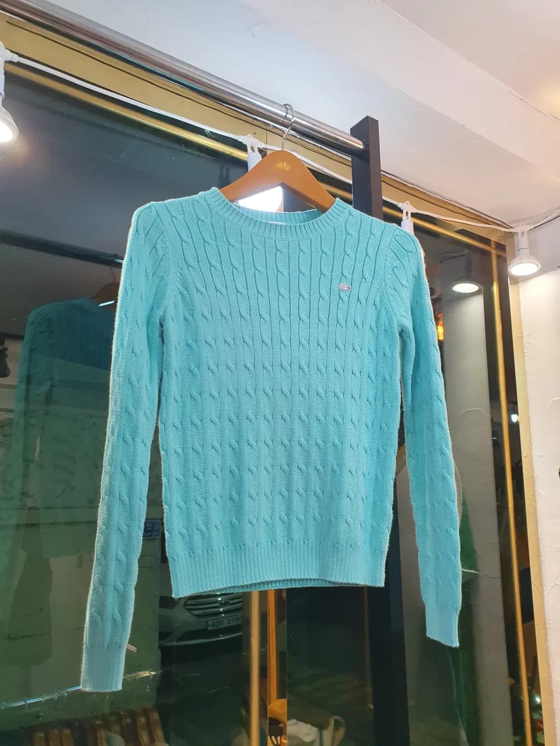 라코스테 예쁜 하늘색 화이트 악어 로고 꽈배기 니트 XS사이즈 상품이미지1