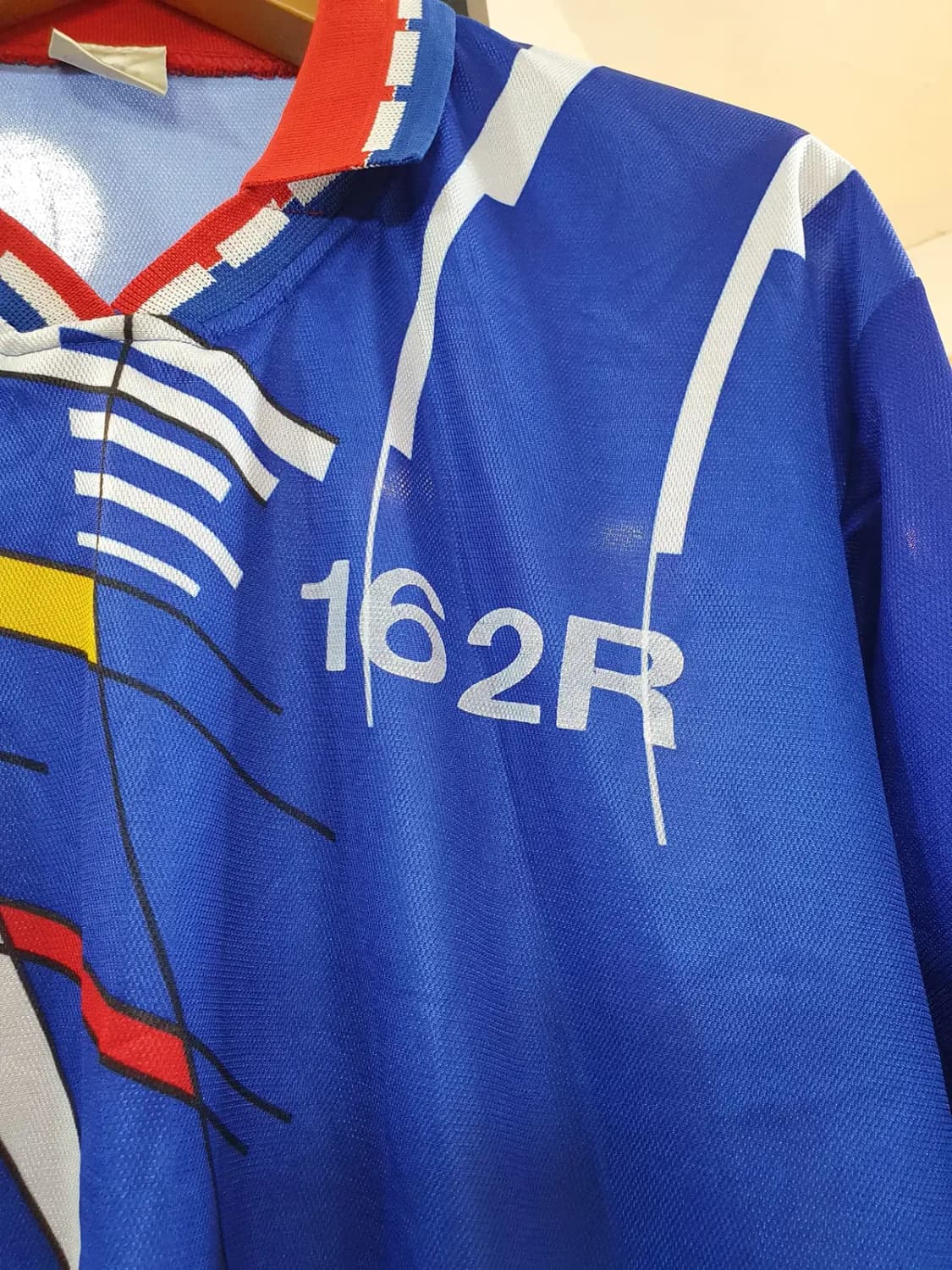 뒤르셀도프 블록코어 올드스쿨 끝판왕 대장급 축구복 실사이즈 XL 상품이미지4