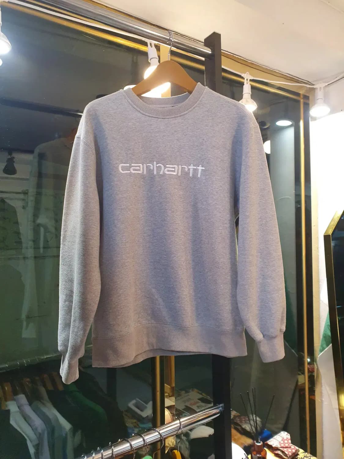 L사이즈 칼하트 영문 로고 자수 기모 맨투맨 스웨트셔츠 상품이미지1