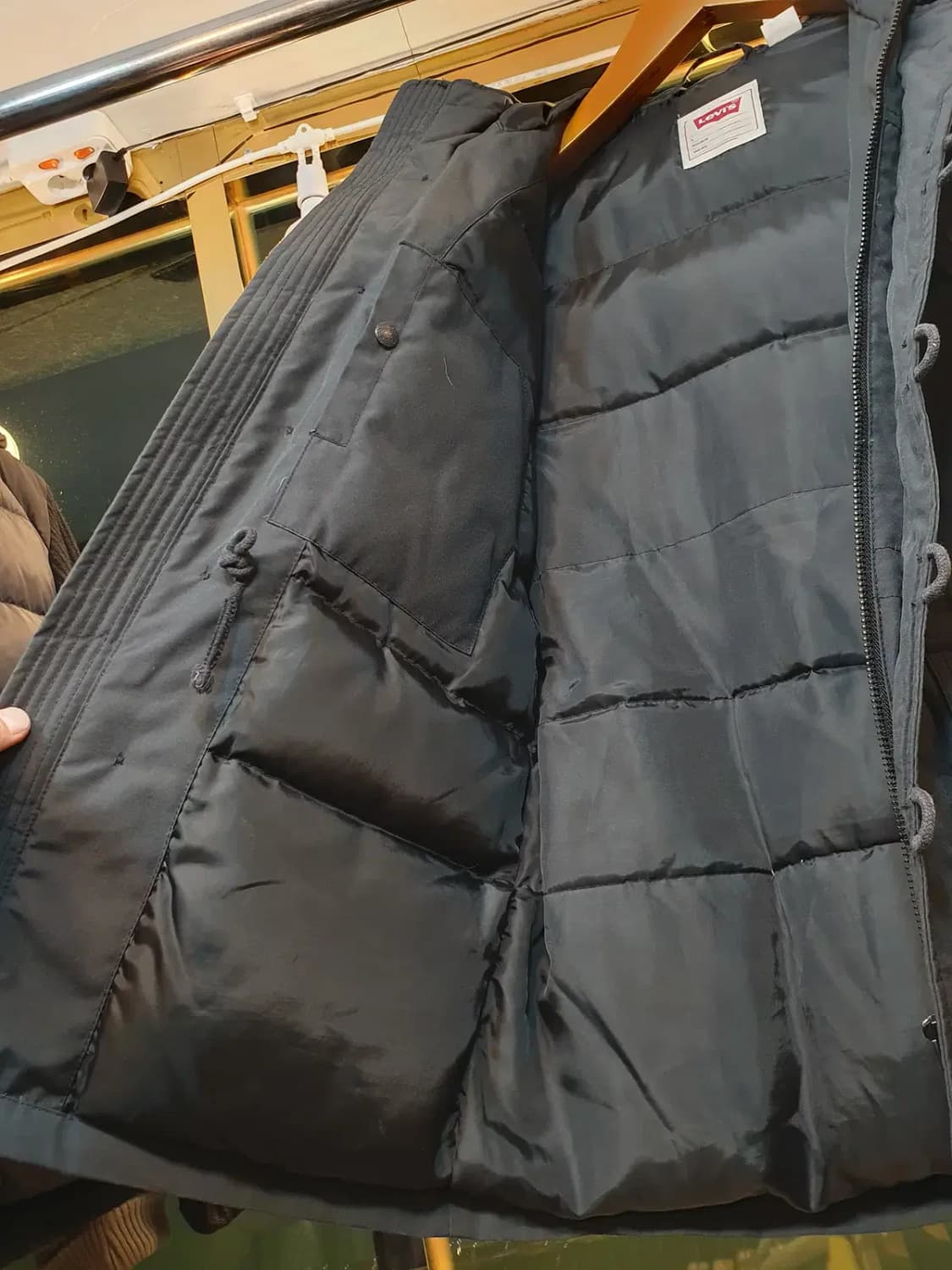 클래식 파이어맨 디테일 리바이스 블랙 패딩 L사이즈 상품이미지5