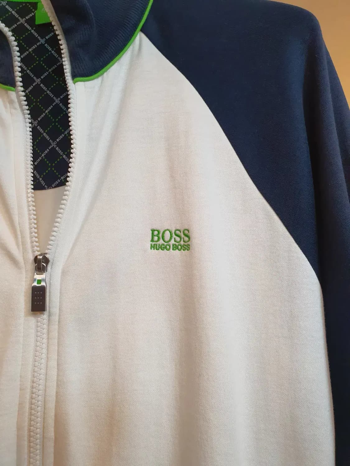 휴고보스 컬러블록 클래식 로고 자수 집업 자켓 L사이즈 상품이미지3