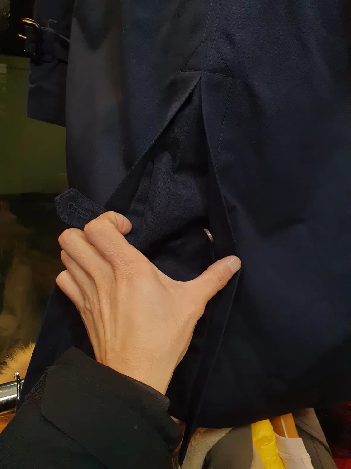 빈폴 안감 체크패턴 클래식 트렌치코트 95사이즈 상품이미지9