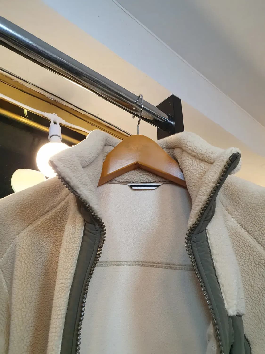 코오롱스포츠 바람막이 소재 컬러블록 양털 뽀글이 쉐르파 후리스 95사이즈 상품이미지4