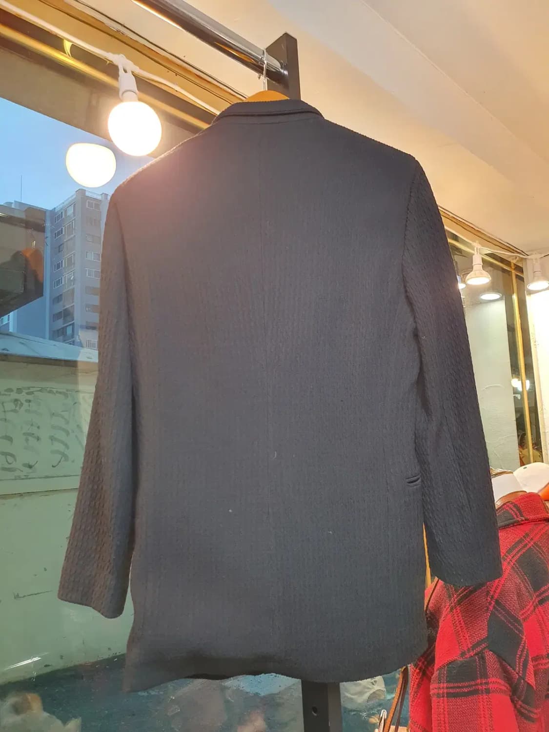 엠포리오 아르마니 메이드 인 이태리 엠보싱소재 클래식 싱글자켓 44사이즈 상품이미지7