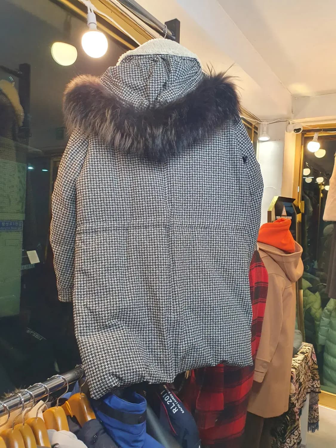 100사이즈 최고급 대장급명품 지이크 거위털구스다운 라쿤퍼 하운드투스패딩 상품이미지9