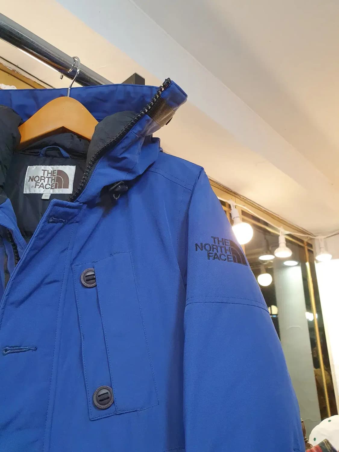 90사이즈 최고급 대장급 명품 노스페이스 800 거위털 구스다운 패딩 상품이미지3