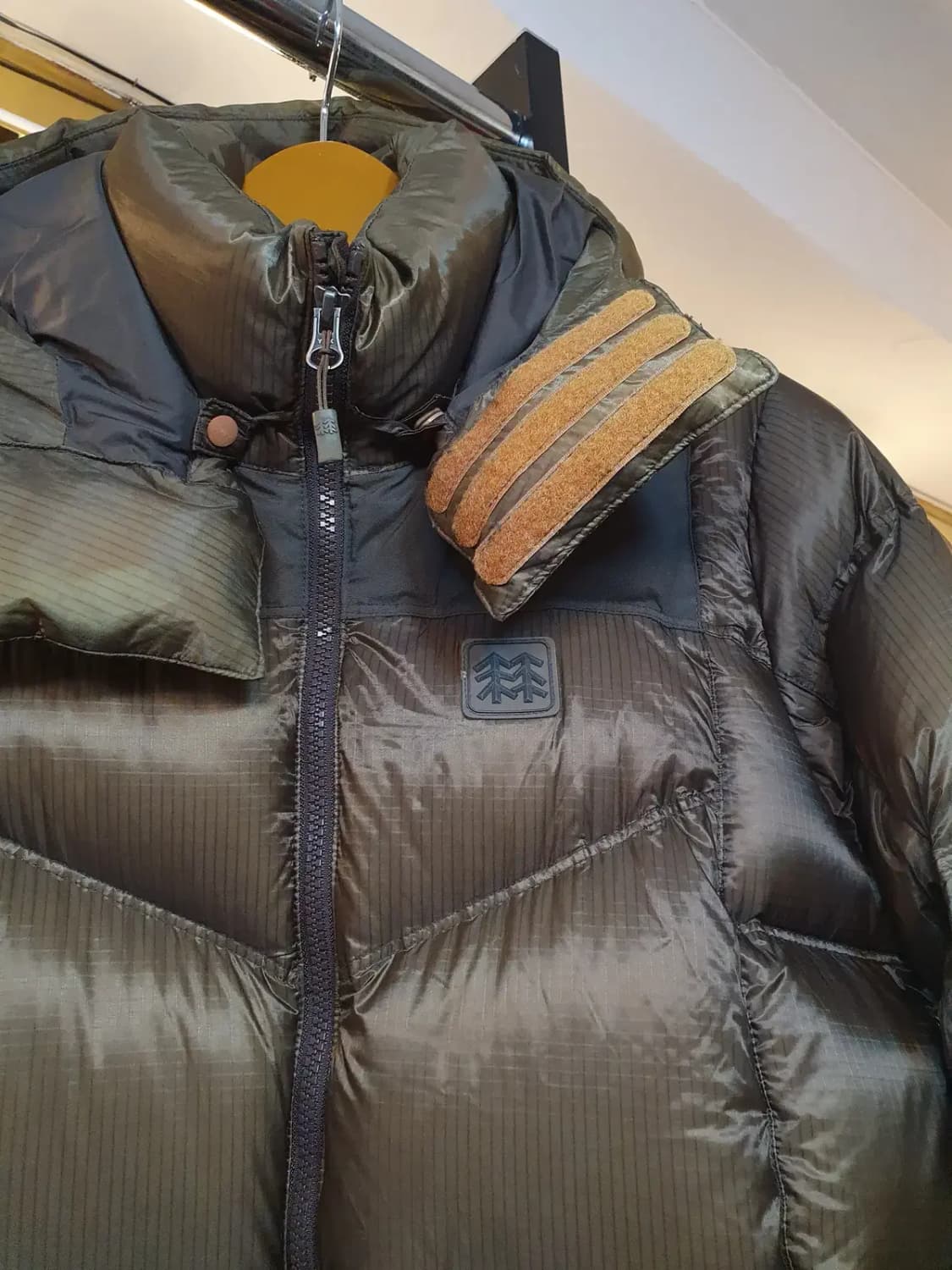 무하자 새상품급 90사이즈 코오롱 거위털 구스다운 최고급 대장급 패딩 상품이미지3