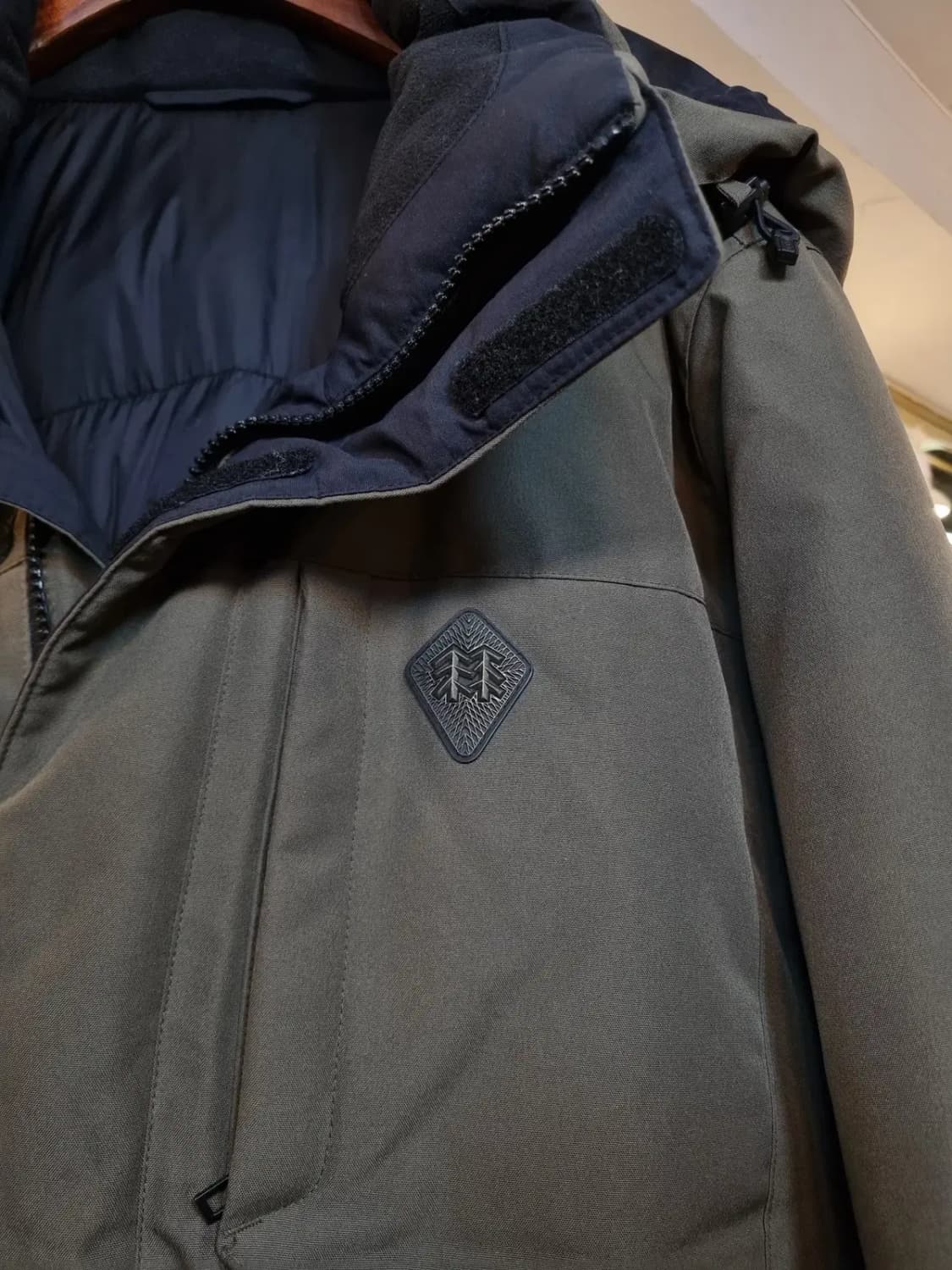 무하자 상태최상 100사이즈 코오롱 거위털 구스다운 최고급 대장급 패딩 상품이미지3