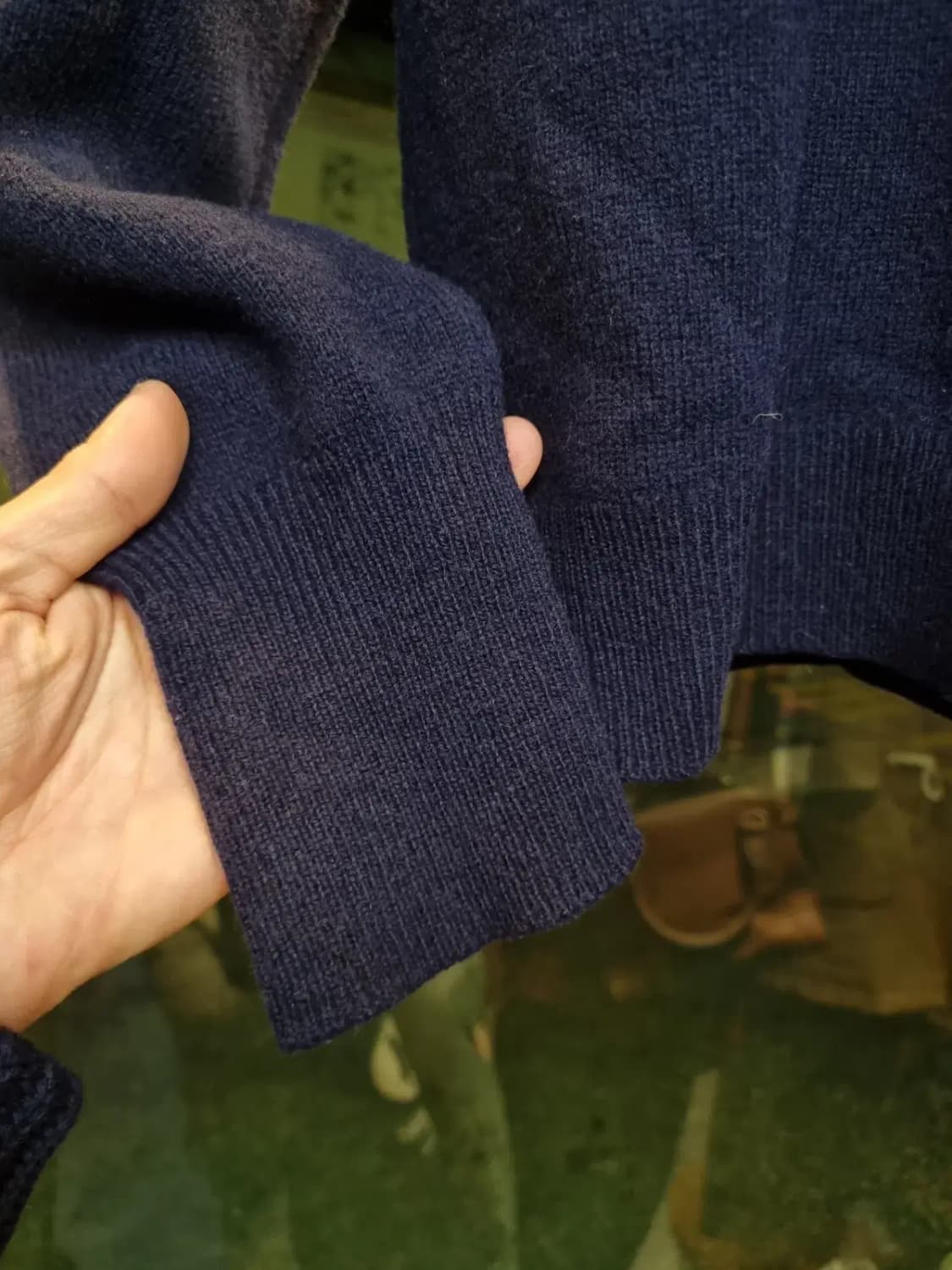 실사이즈 L 폴로 랄프로렌 100% 램스울 레드 포니 네이비 카라긴팔티 상품이미지5