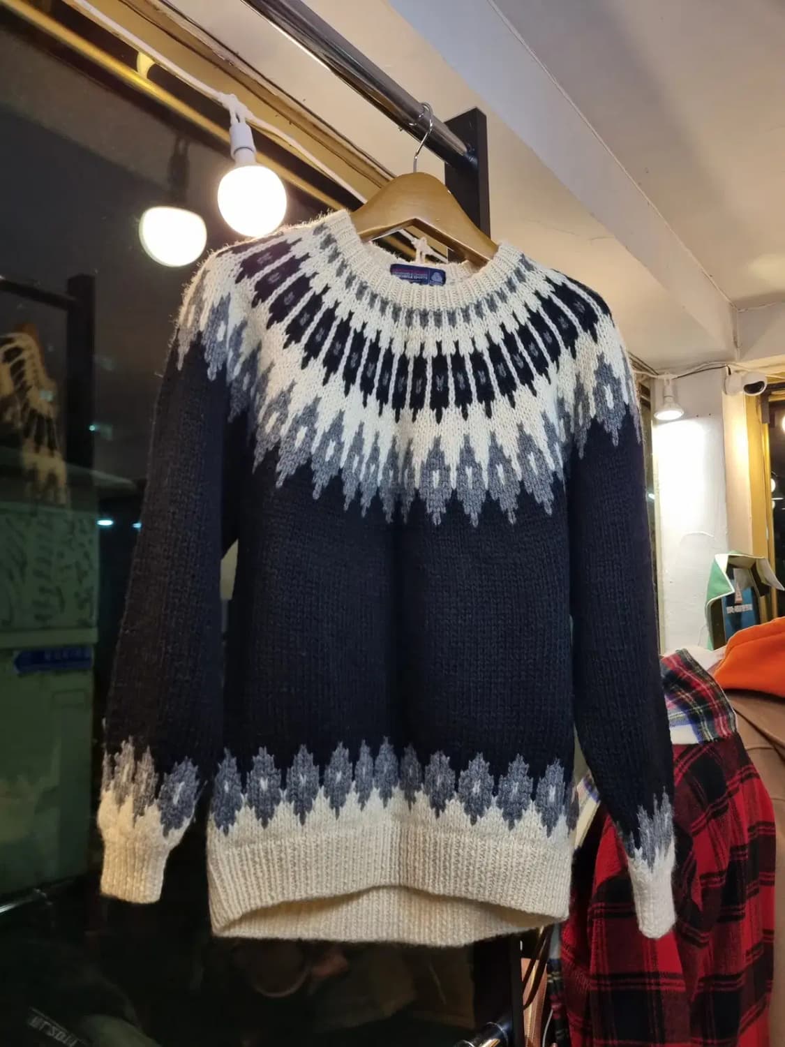 실사이즈 M~L 가을 겨울 노르딕 에스닉 포인트 울 100% 니트 상품이미지1