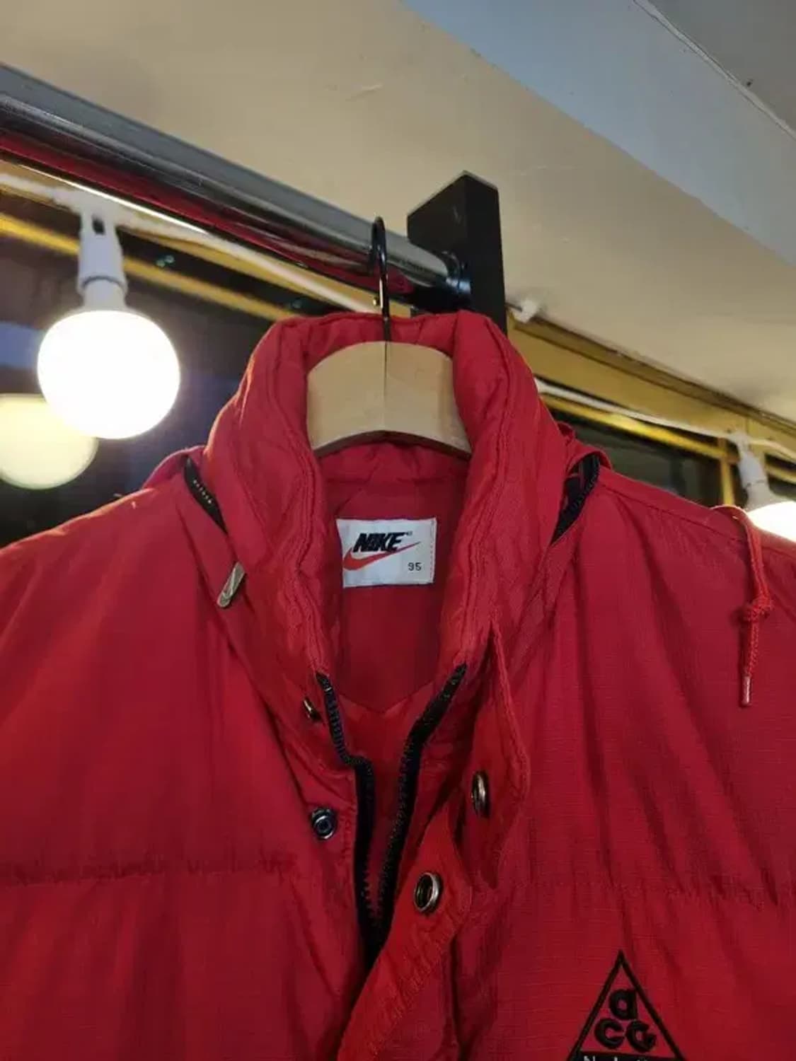 올드스쿨 대장급 끝판왕 나이키 ACG 패딩 조끼 95사이즈 상품이미지4