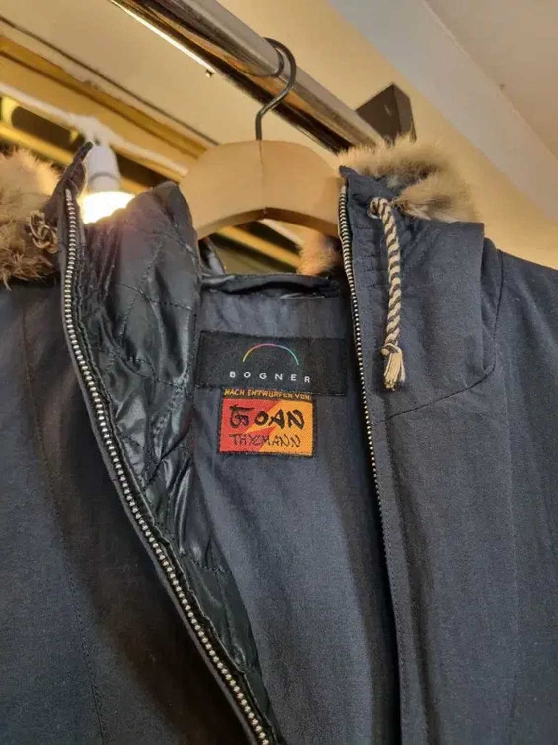 보그너 실사이즈 77~88 노르딕 순록 자수 야상형 퍼 패딩 상품이미지4