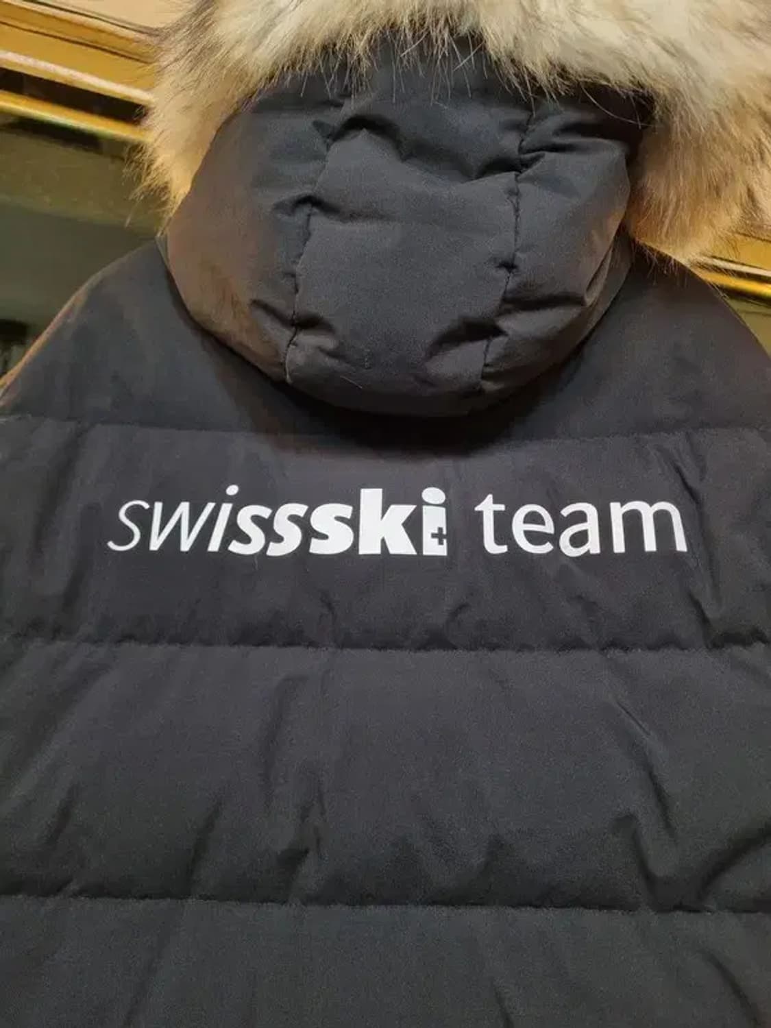 데상트 대장급 끝판왕 실사이즈 66 퍼 패딩 상품이미지8