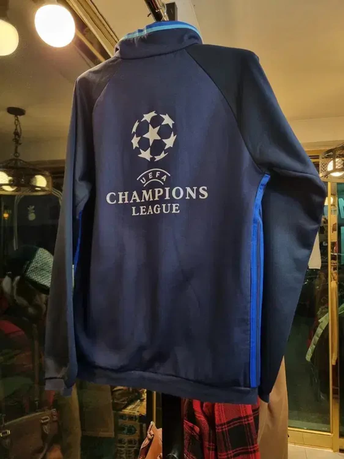 아디다스 레알마드리드 블록코어 대장급 아노락 웜업 105사이즈 상품이미지3