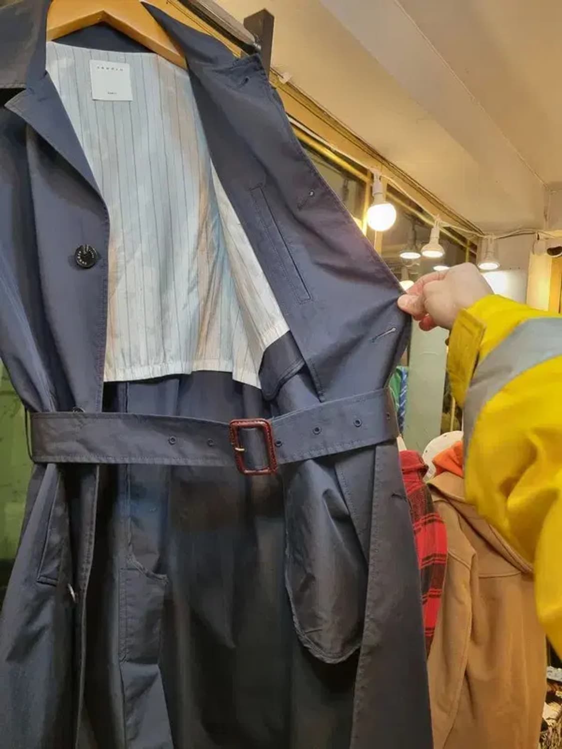 산드로 실사이즈 105 클래식 디테일 벨티드 트렌치코트 상품이미지7