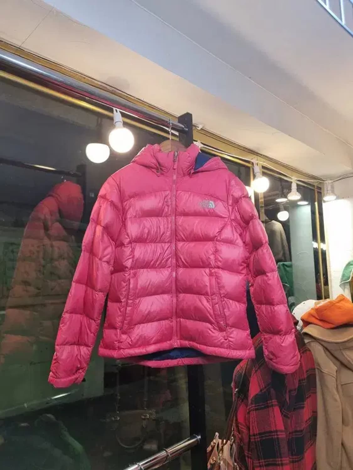 노스페이스 700 90사이즈 여성 거위털 구스다운 패딩 상품이미지1