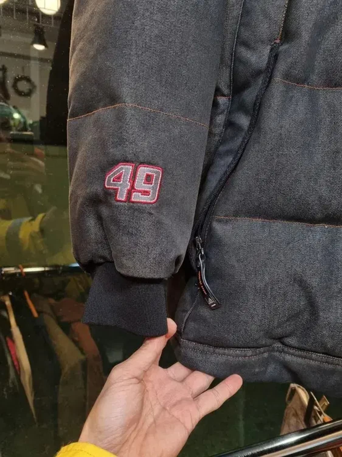 아디다스 올드스쿨 실사이즈 100 자수 빅 로고 패딩 상품이미지7