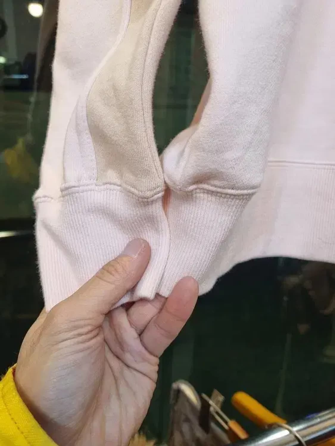 택채새상품 원가 60만 이로 IRO 실사이즈 66 블록컬러 기모맨투맨 상품이미지5