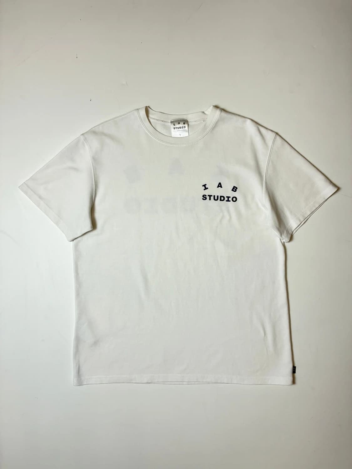 아이앱스튜디오 빅로고 오버핏 반팔 티셔츠 PN9684 상품이미지3