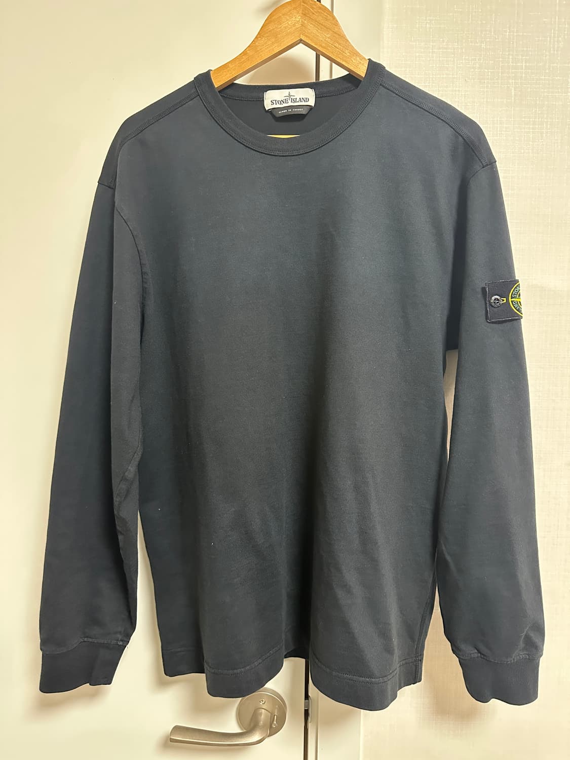 스톤아일랜드 블랙 롱슬리브 XL 상품이미지1