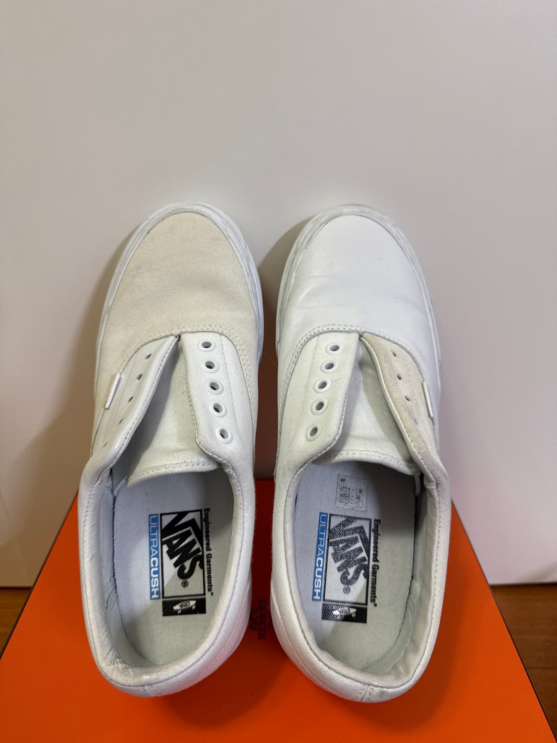 반스x볼트 엔지니어드 가먼츠 에라 고어 화이트 상품이미지1