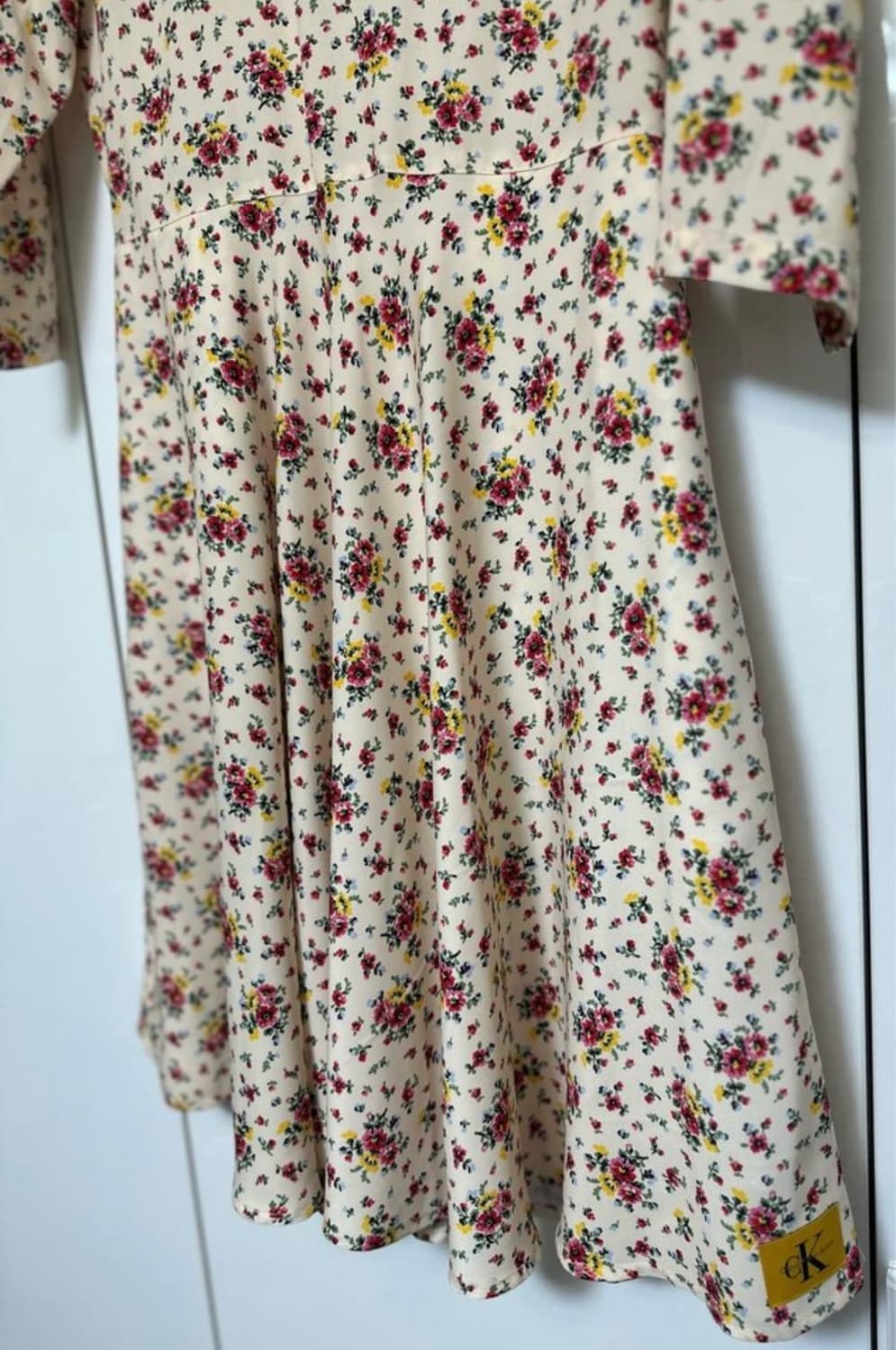 캘빈클라인 플라워 패턴 칠부 원피스  상품이미지4