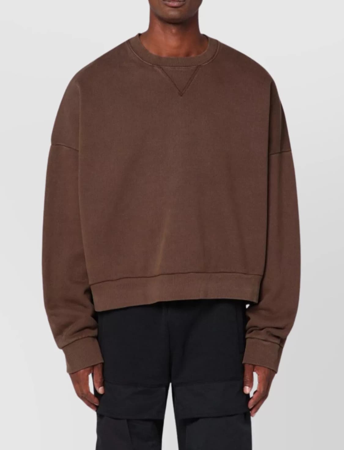 엔타이어스튜디오 크롭 스웻셔츠 상품이미지1