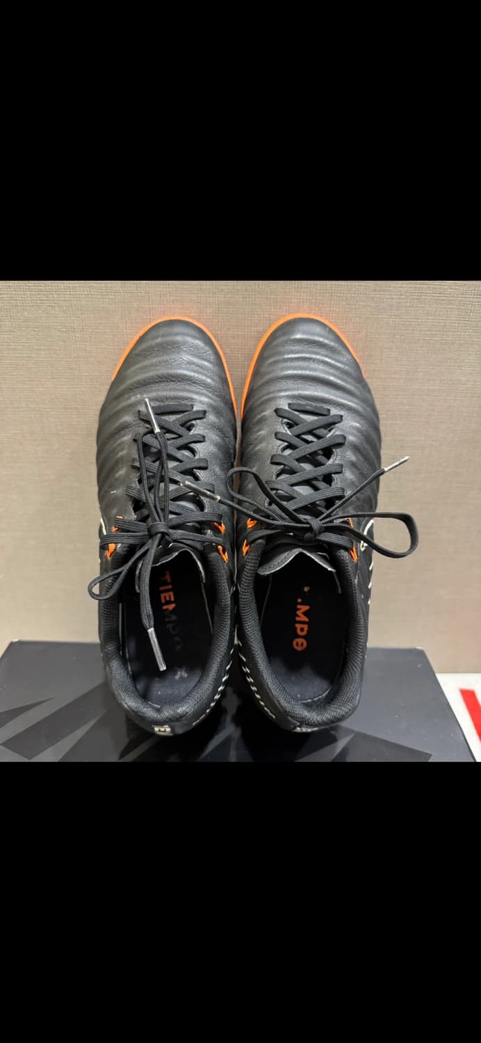 나이키 티엠포 레전드7 풋살화 상품이미지5