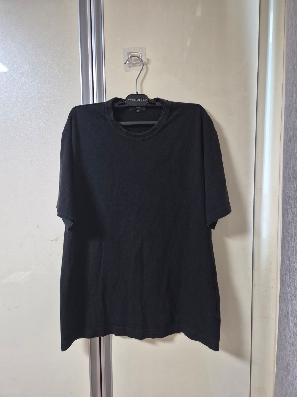 자연스런 사용감 외엔 마모손상 없습니다 s 95 판매합니다 
꼼데가르송  상품이미지1
