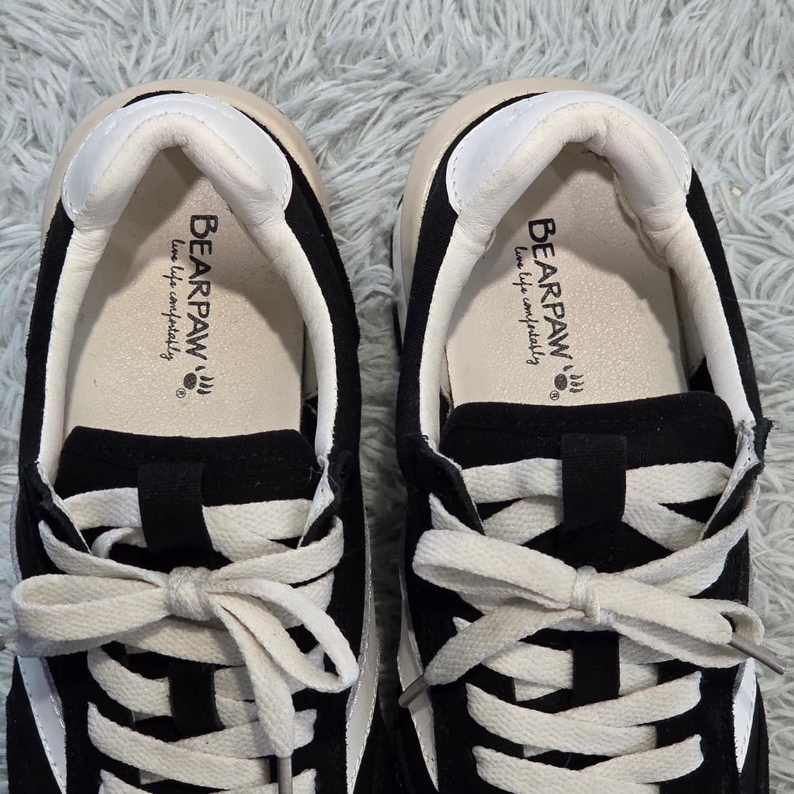 1w-28:베어파우(BEARPAW) 레트로 러너 스니커즈 블랙 24cm 상품이미지6