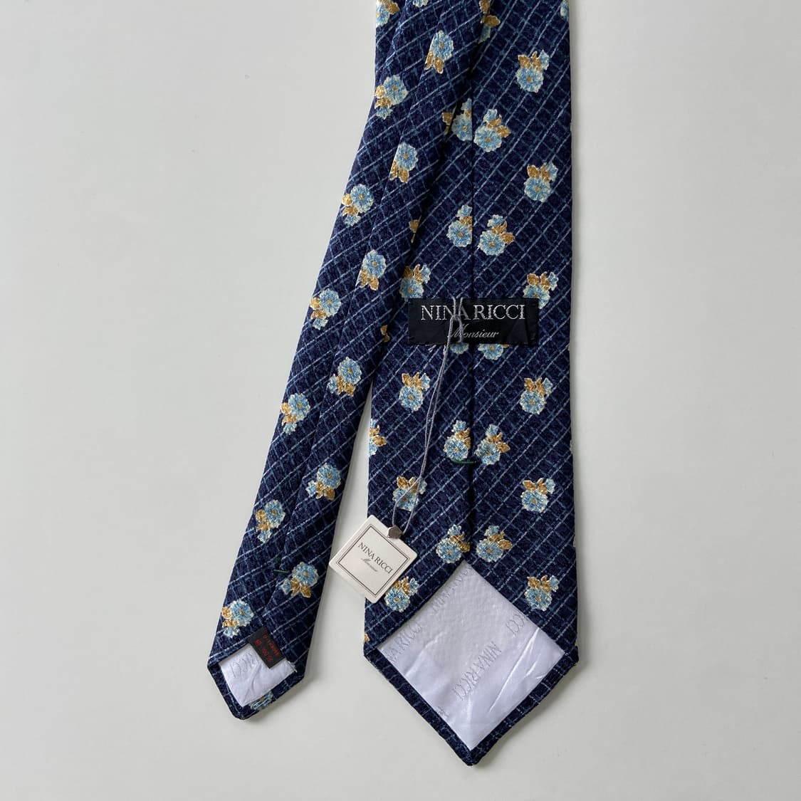 택달린 니나리치(NINA RICCI) 명품 정품넥타이 상품이미지3