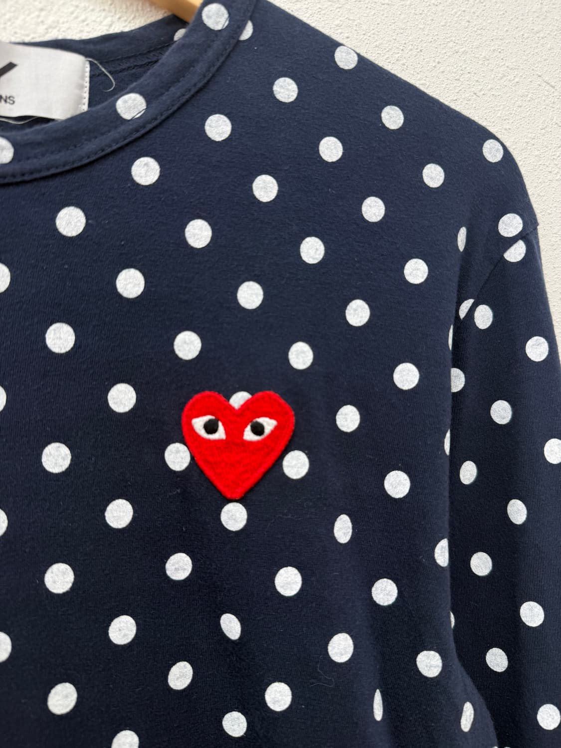 꼼데가르송 플레이 도트 긴팔 네이비 티셔츠 상품이미지4