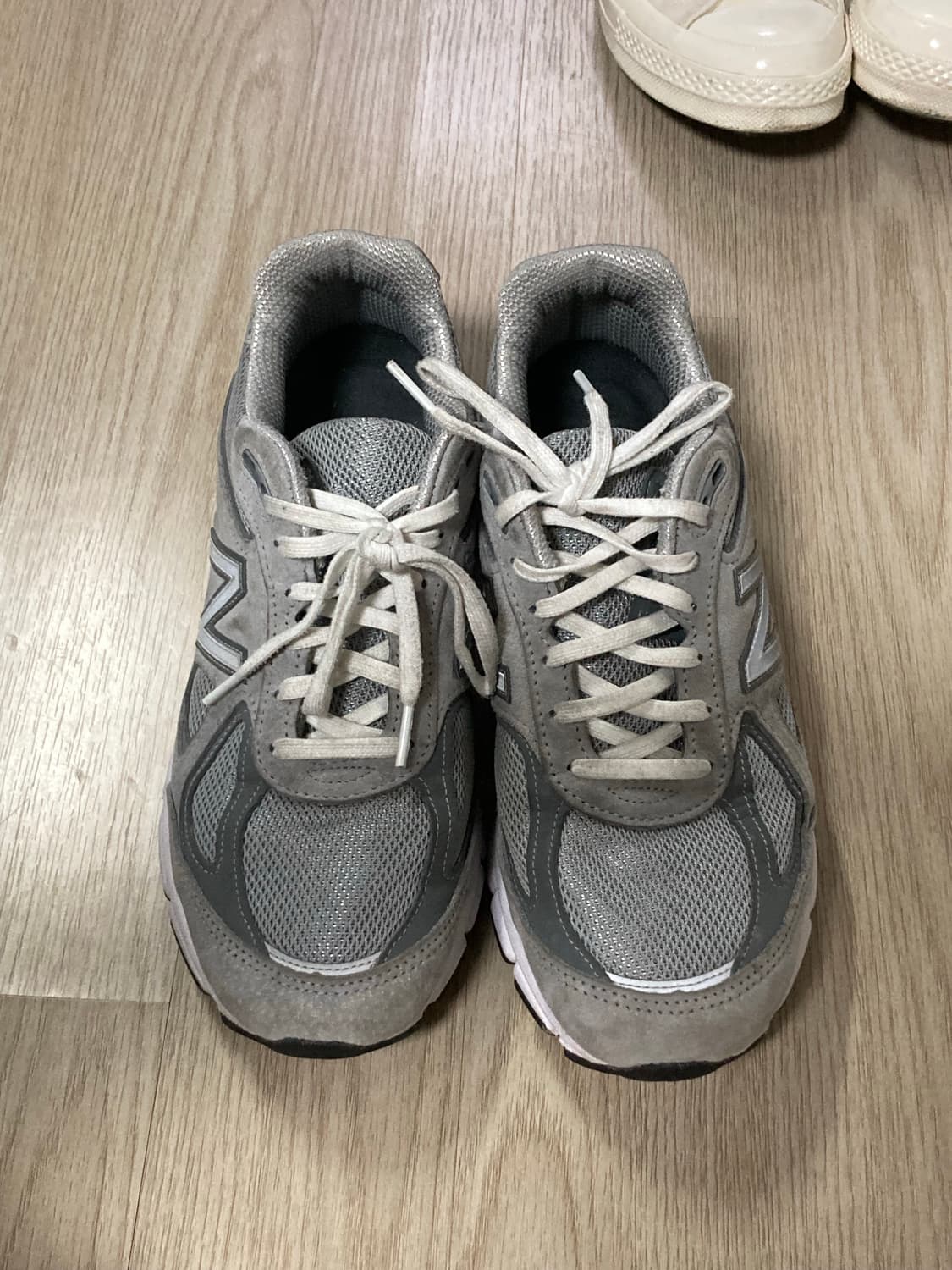 뉴발란스 990v4 260 상품이미지1